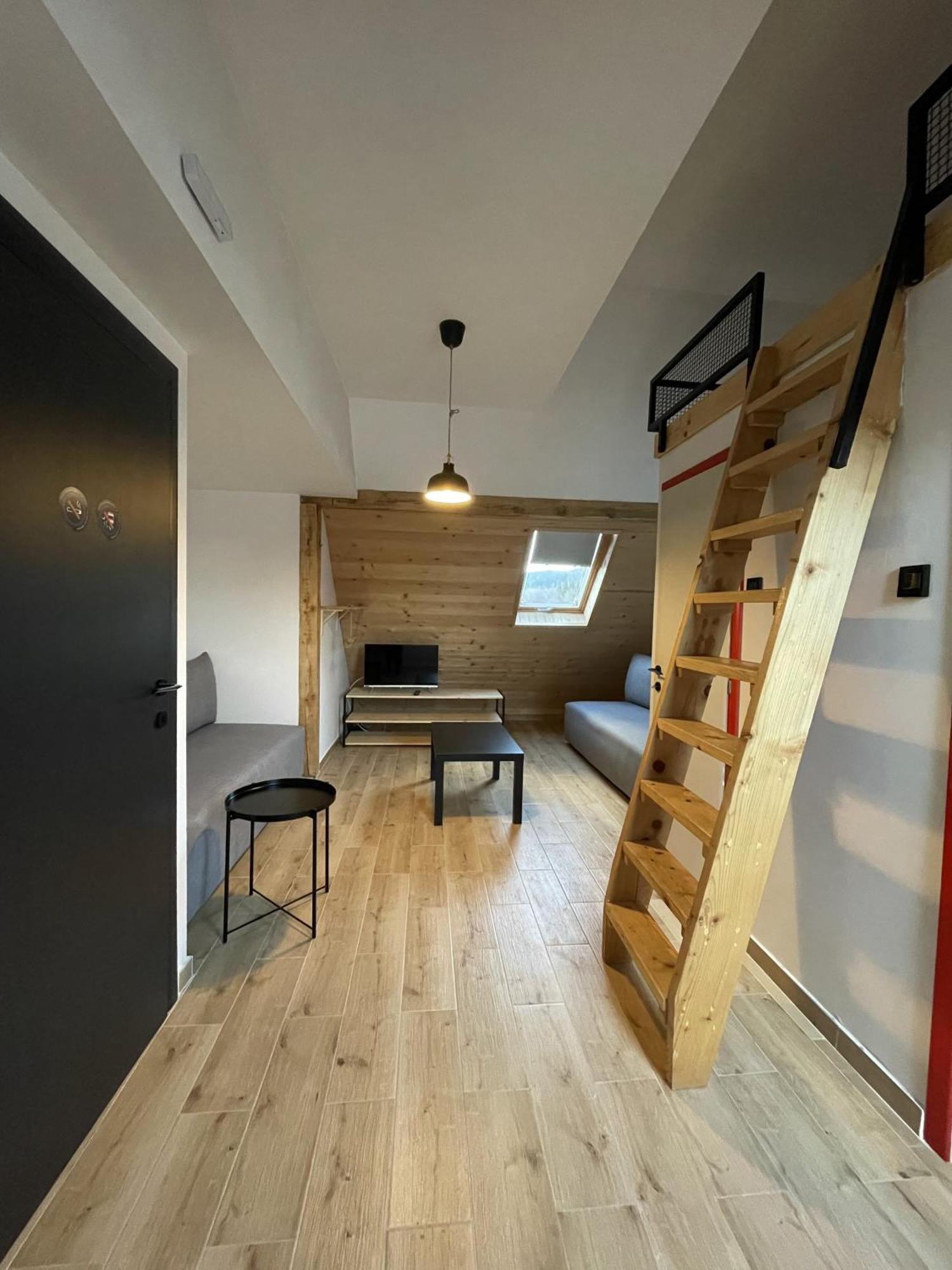 Montana Hotel Lisina Kültér fotó